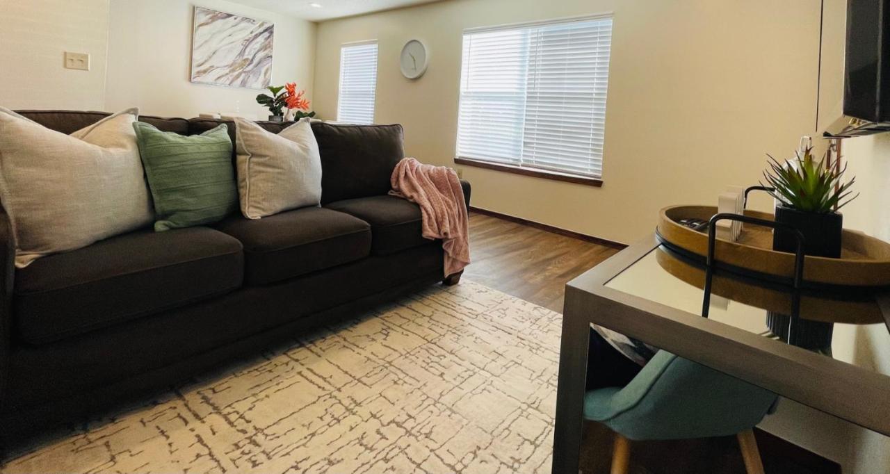 Ou-2 Bed 2 Bath Apartment Close To Ou Оклахома Сити Екстериор снимка